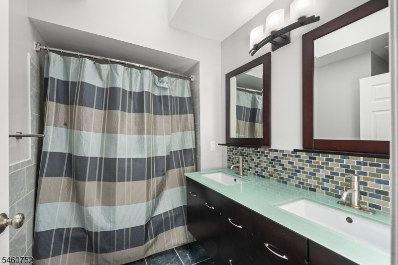 3 Hughey Lane Hillsborough NJ 08844