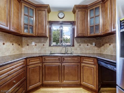 24 Winthrop Road Edison NJ 08817