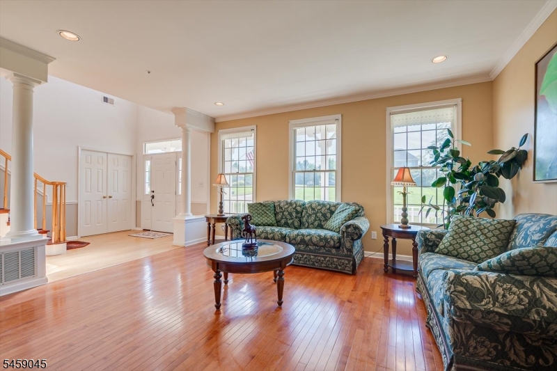 3 Summer Cottage Lane Franklin NJ 08823