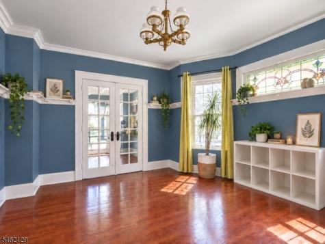 165 Dodd Street East Orange NJ 07017