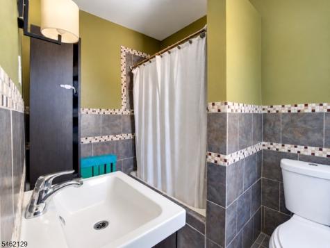 165 Dodd Street East Orange NJ 07017