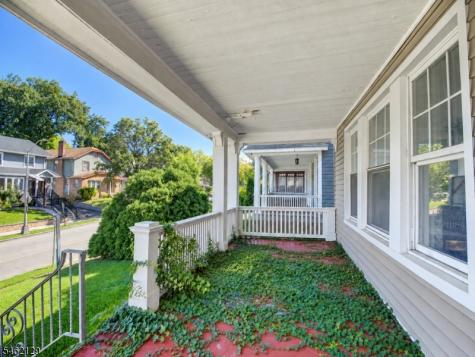 165 Dodd Street East Orange NJ 07017