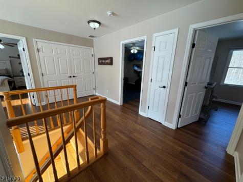 61 E Shore Lake Owassa Road Frankford NJ 07860
