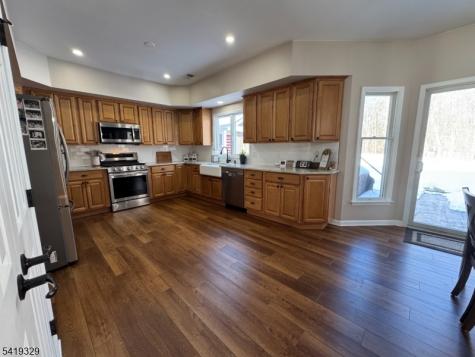 61 E Shore Lake Owassa Road Frankford NJ 07860