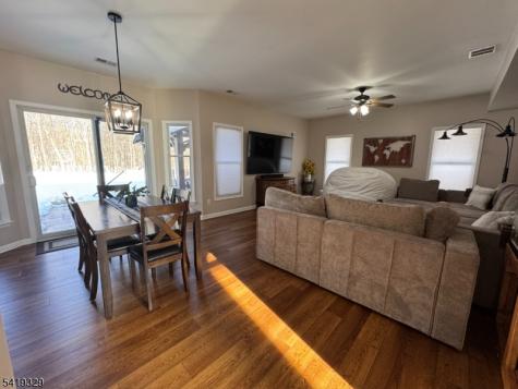 61 E Shore Lake Owassa Road Frankford NJ 07860