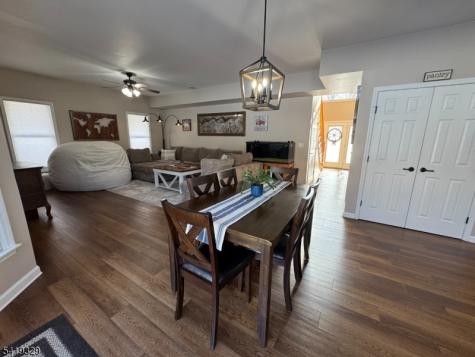 61 E Shore Lake Owassa Road Frankford NJ 07860