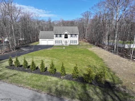 61 E Shore Lake Owassa Road Frankford NJ 07860