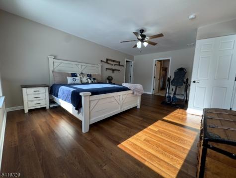 61 E Shore Lake Owassa Road Frankford NJ 07860