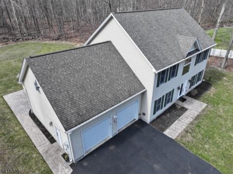 61 E Shore Lake Owassa Road Frankford NJ 07860