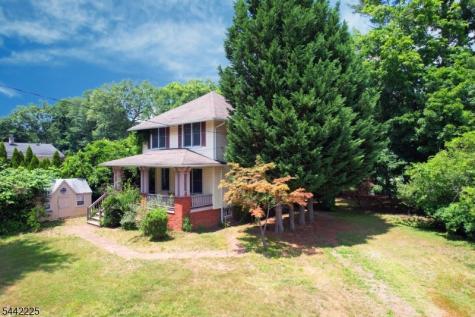8 Brian Court Pequannock NJ 07440