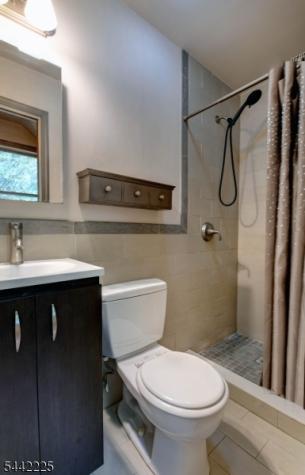 8 Brian Court Pequannock NJ 07440