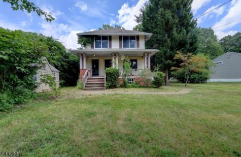 8 Brian Court Pequannock NJ 07440