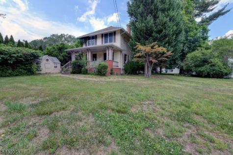 8 Brian Court Pequannock NJ 07440