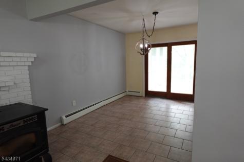285 Axford Avenue Oxford NJ 07863