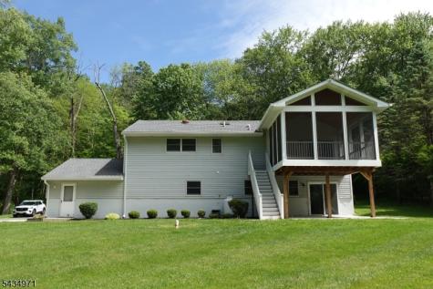 285 Axford Avenue Oxford NJ 07863