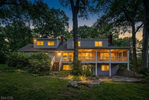 44 Glen Road Mountain Lakes NJ 07046