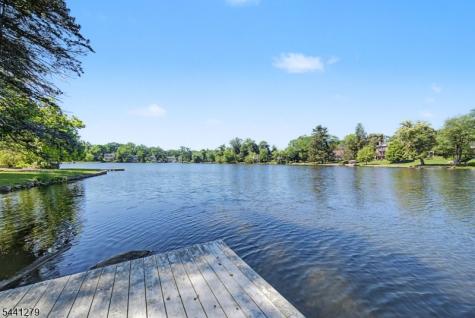 44 Glen Road Mountain Lakes NJ 07046