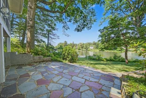 44 Glen Road Mountain Lakes NJ 07046