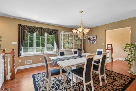 18 Mary Ellen Drive Edison NJ 08820