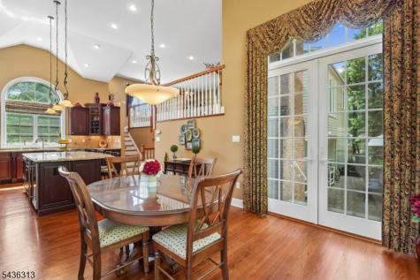 18 Mary Ellen Drive Edison NJ 08820