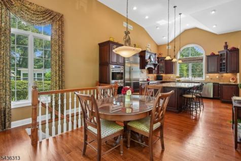 18 Mary Ellen Drive Edison NJ 08820