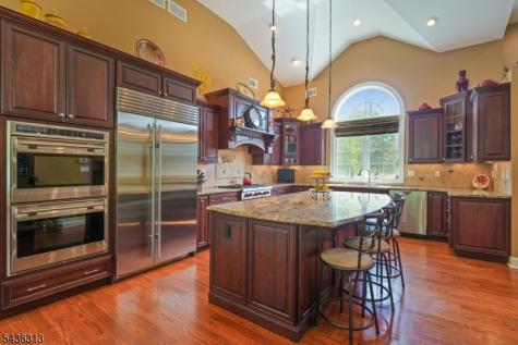 18 Mary Ellen Drive Edison NJ 08820