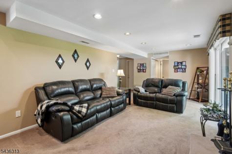 18 Mary Ellen Drive Edison NJ 08820