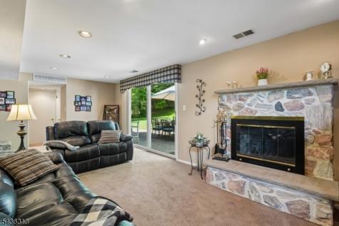 18 Mary Ellen Drive Edison NJ 08820