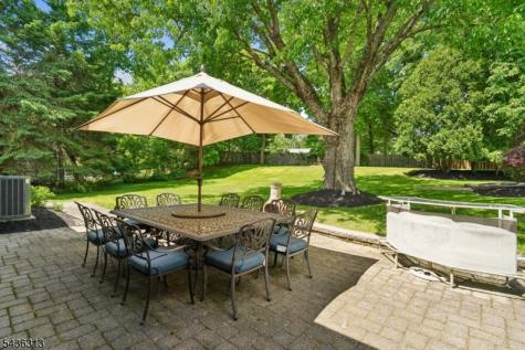 18 Mary Ellen Drive Edison NJ 08820