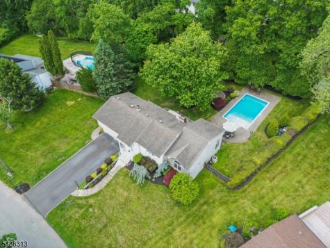 18 Mary Ellen Drive Edison NJ 08820