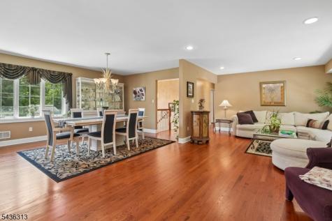 18 Mary Ellen Drive Edison NJ 08820