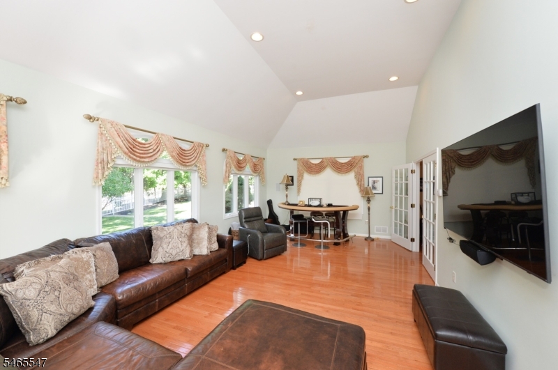 3 Bayberry Lane North Haledon NJ 07508