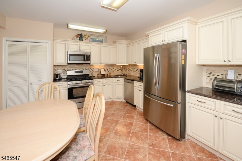 3 Bayberry Lane North Haledon NJ 07508
