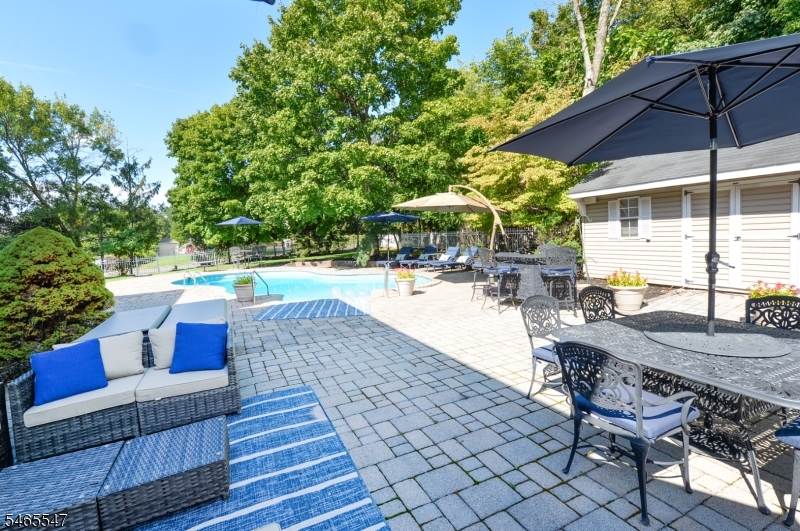 3 Bayberry Lane North Haledon NJ 07508