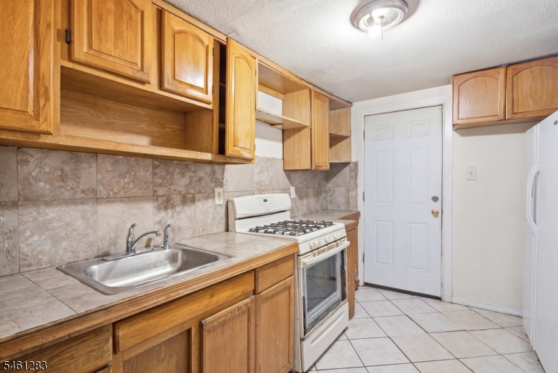 59 Augusta Street Irvington NJ 07111