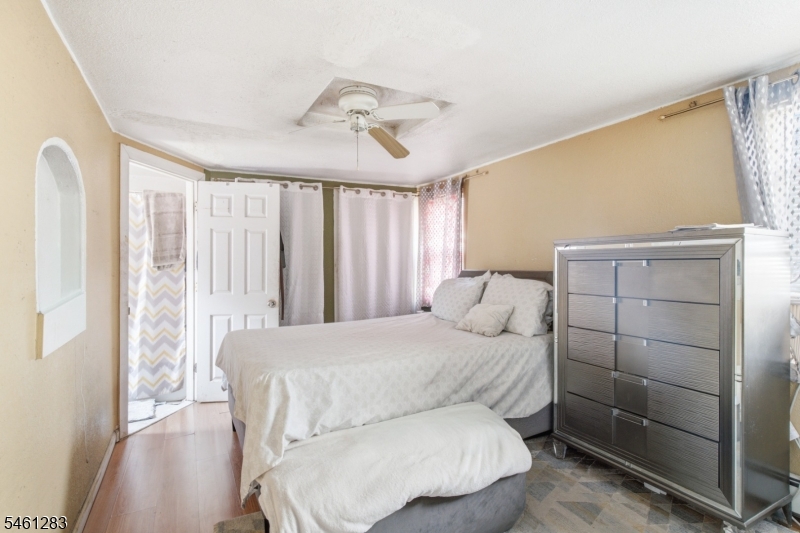 59 Augusta Street Irvington NJ 07111