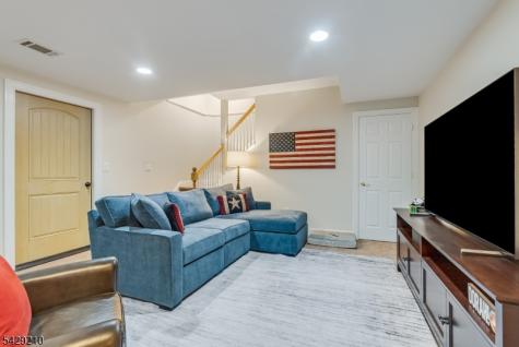 14 Brookrace Drive Mendham NJ 07945