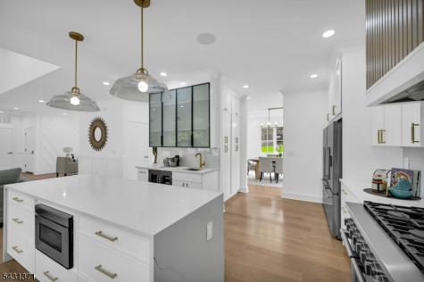119 Cambridge Drive Berkeley Heights NJ 07922