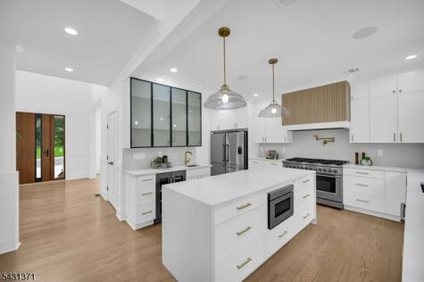 119 Cambridge Drive Berkeley Heights NJ 07922