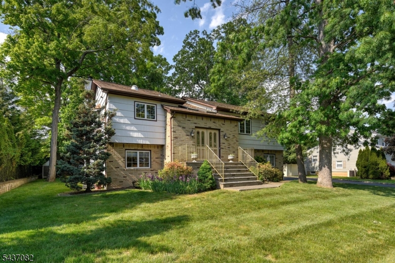 11 Yellow Brick Road Wayne NJ 07470