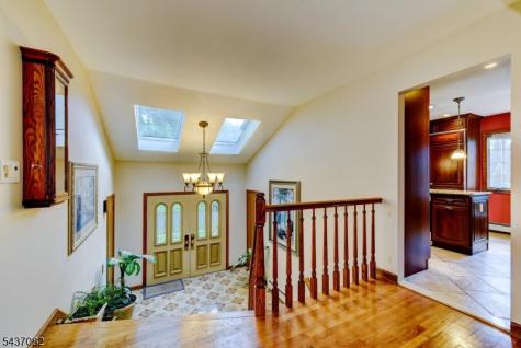 11 Yellow Brick Road Wayne NJ 07470