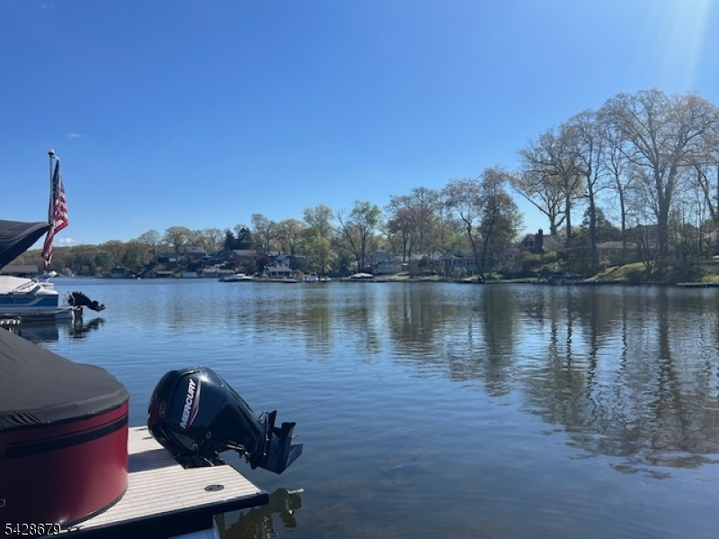 315 Hudson Avenue Hopatcong NJ 07843