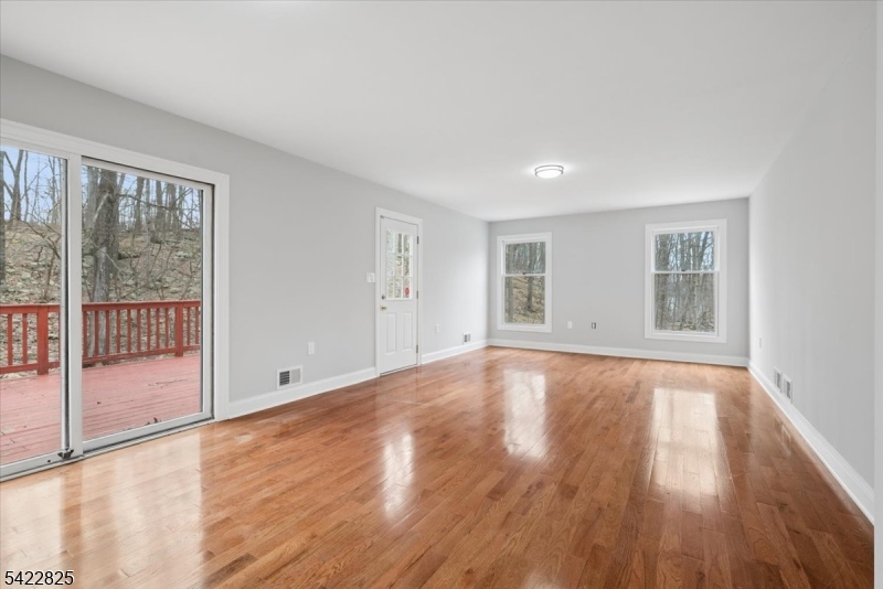 315 Hudson Avenue Hopatcong NJ 07843
