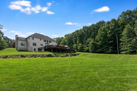 10 Pasha Court Rockaway NJ 07435