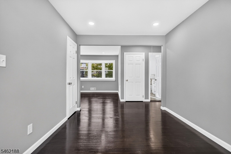 751 Rutherford Avenue Woodbridge NJ 07095
