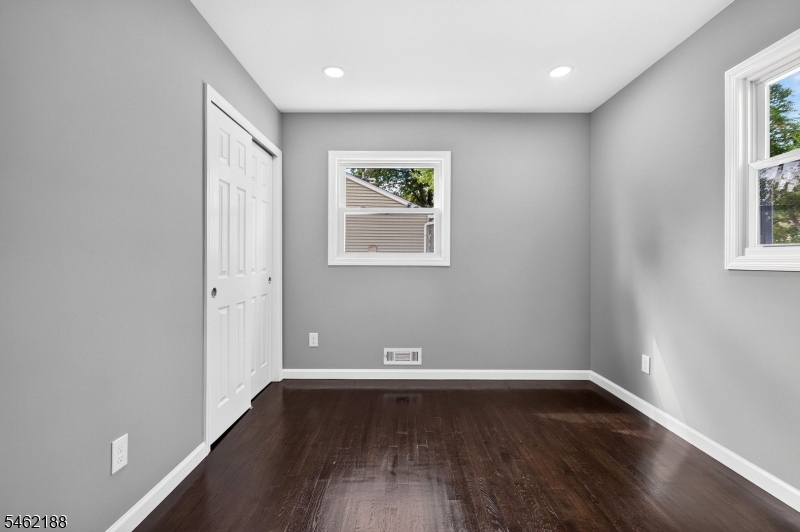 751 Rutherford Avenue Woodbridge NJ 07095