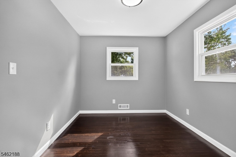 751 Rutherford Avenue Woodbridge NJ 07095