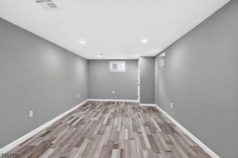 751 Rutherford Avenue Woodbridge NJ 07095