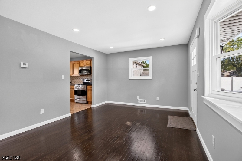 751 Rutherford Avenue Woodbridge NJ 07095
