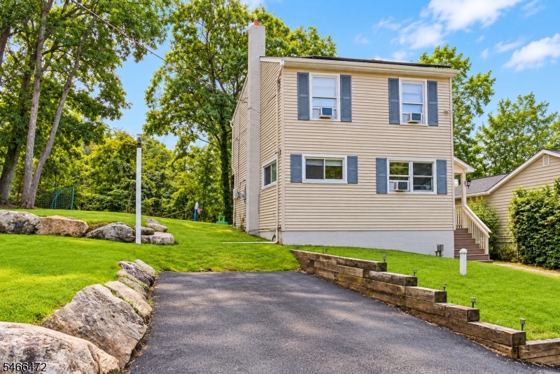 117 Vermont Trail Hopatcong NJ 07843
